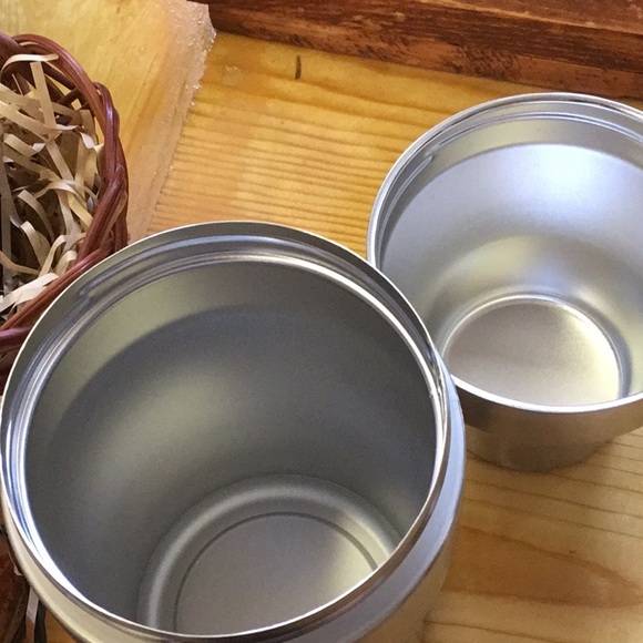 One Belvedere Vodka shaker - Picture 4 of 6